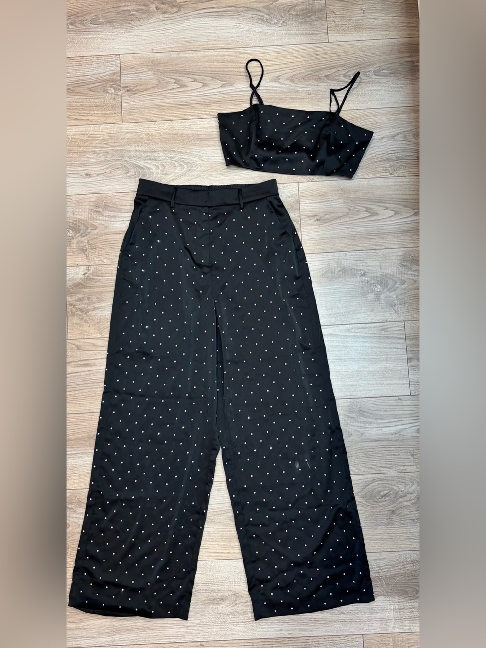 House of Harlow Black Rhinestone Crop Top & Wide Leg Pants Set – M